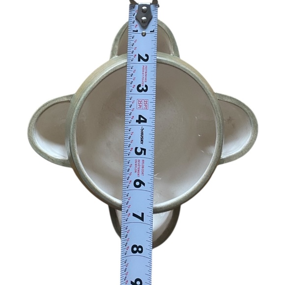 Vintage McNees signed pottery, collectible ceramic strawberry planter - Picture 5 of 16